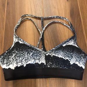 New puma yogi live sports bra